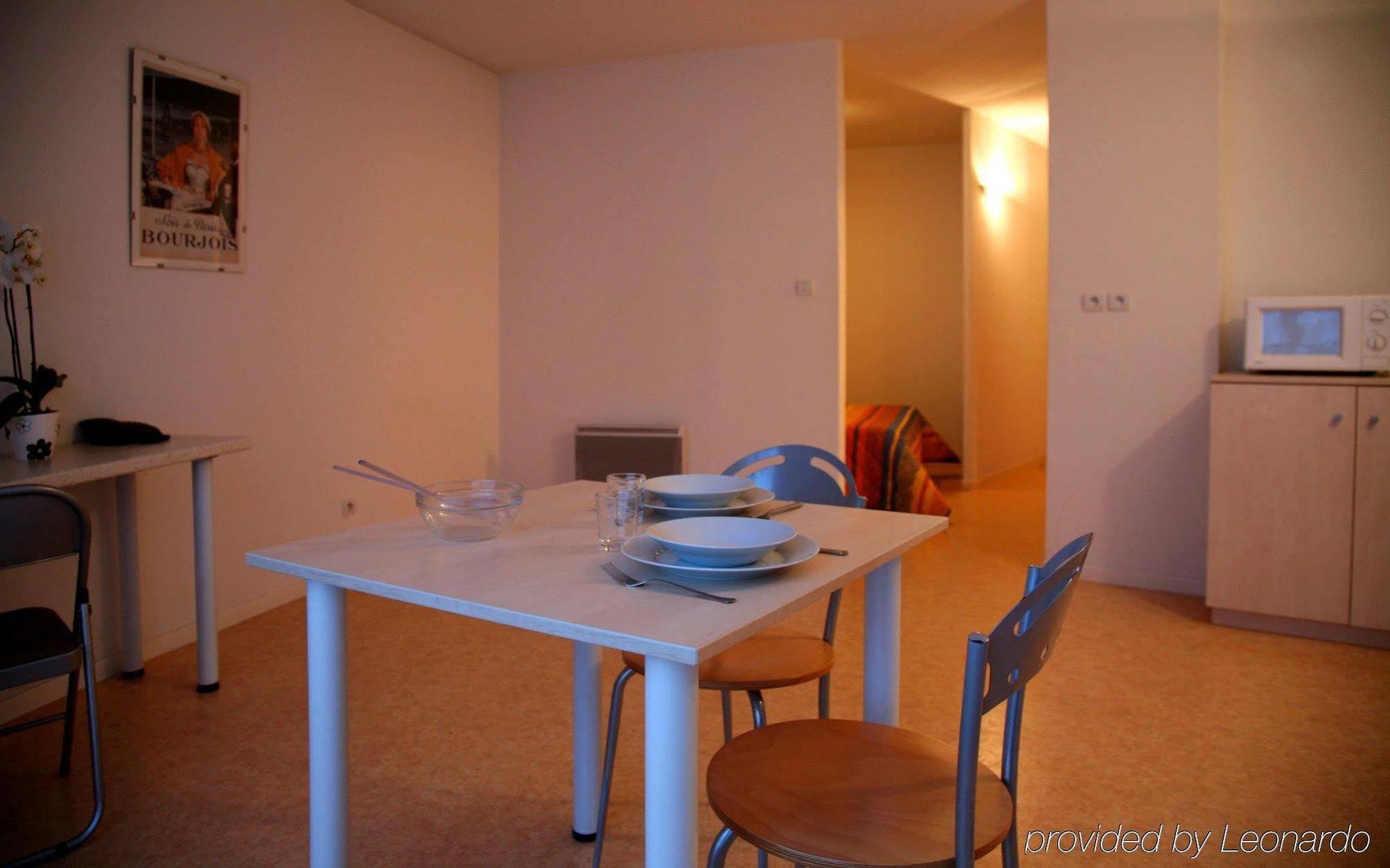 KOSY Appart'Hôtels - La Maison Des Chercheurs Vandoeuvre-lès-Nancy Zimmer foto